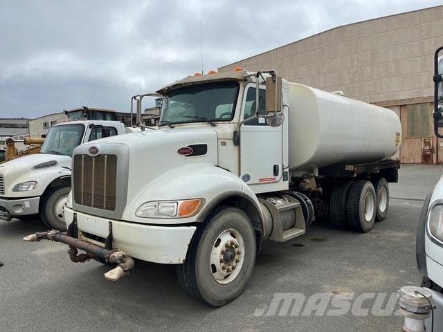 Peterbilt 348 Veepaagiga autod