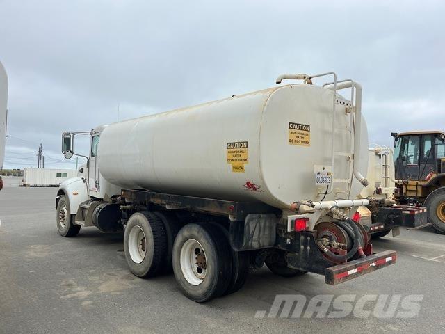 Peterbilt 348 Veepaagiga autod