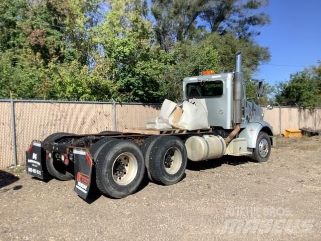 Peterbilt 365 Kabiinid