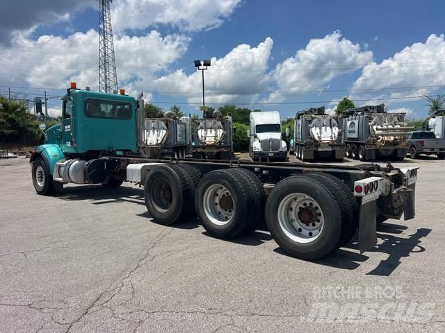 Peterbilt 365 Kabiinid