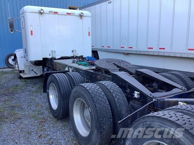 Peterbilt 365 Sadulveokid