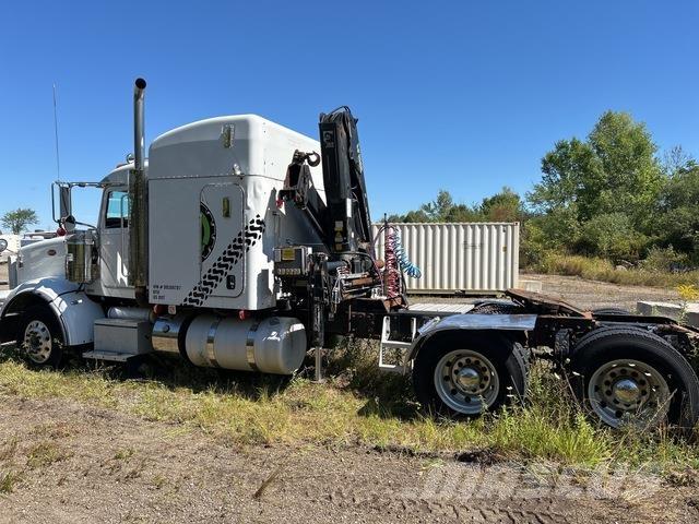 Peterbilt 367 Kraanaga veokid