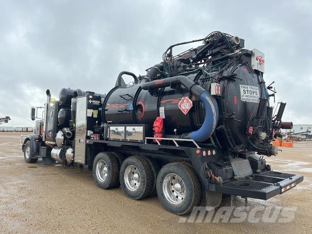 Peterbilt 367 Roomikekskavaatorid