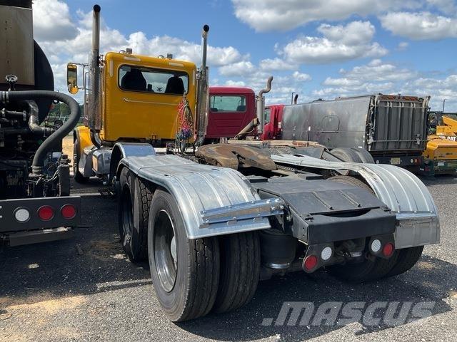Peterbilt 367 Sadulveokid