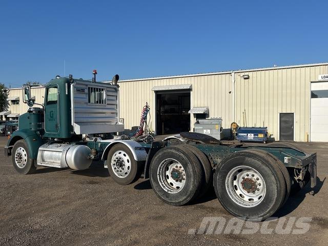 Peterbilt 367 Sadulveokid