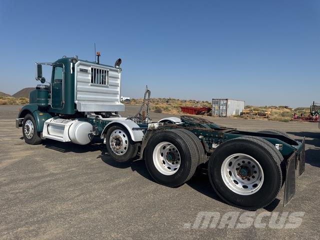 Peterbilt 367 Sadulveokid