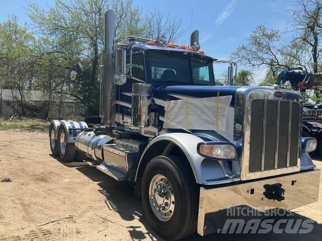Peterbilt 388 Sadulveokid