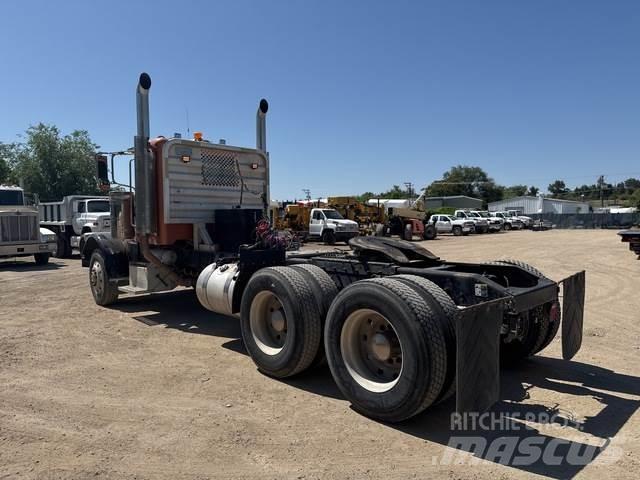 Peterbilt 388 Sadulveokid