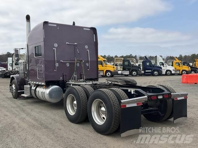 Peterbilt 389 Sadulveokid