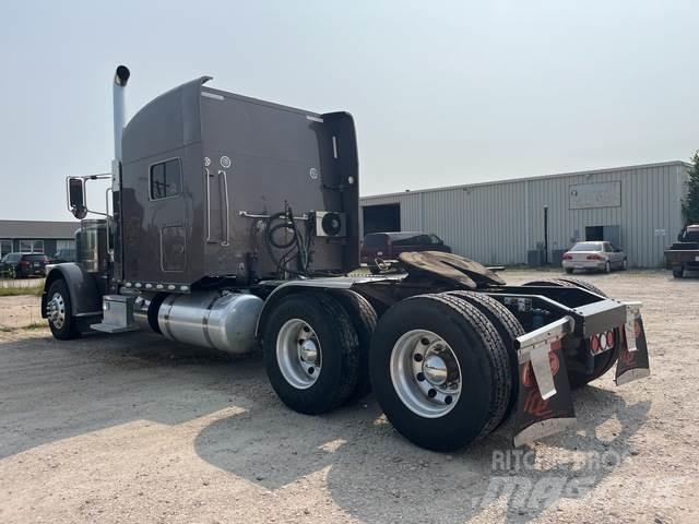 Peterbilt 389 Sadulveokid