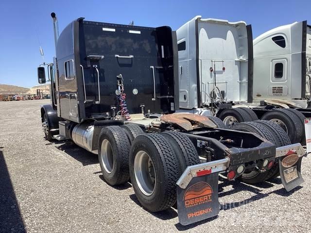 Peterbilt 389 Sadulveokid