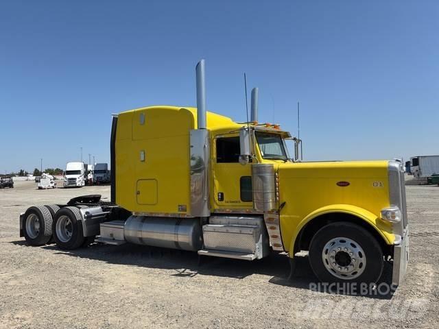 Peterbilt 389 Sadulveokid