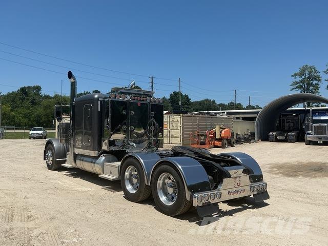 Peterbilt 389 Sadulveokid