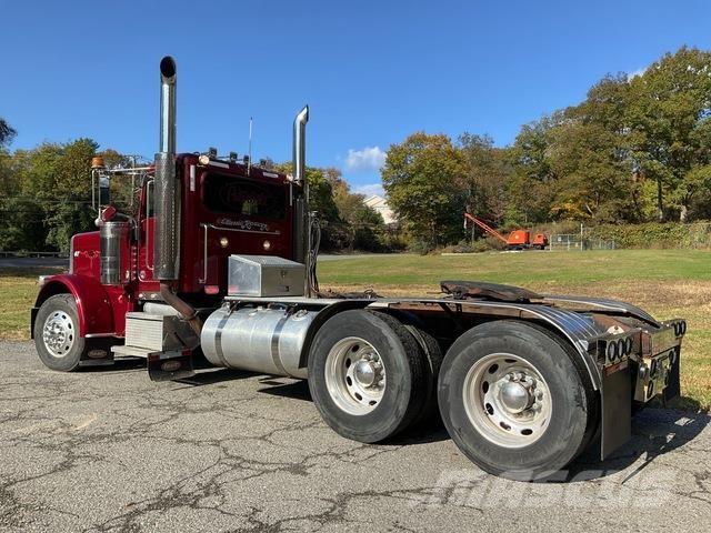 Peterbilt 389 Sadulveokid