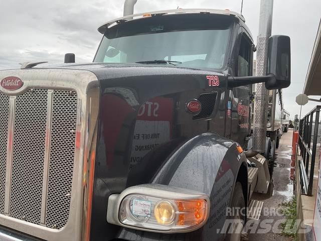 Peterbilt 567 Sadulveokid