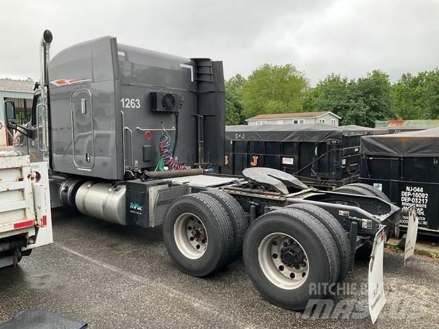 Peterbilt 567 Sadulveokid