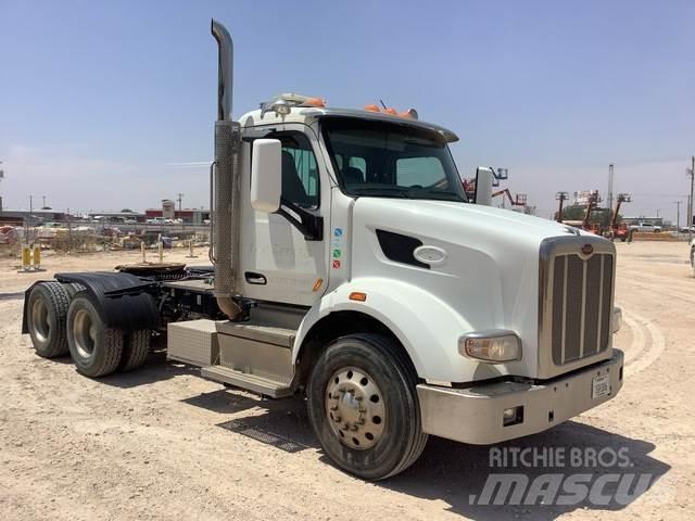 Peterbilt 567 Sadulveokid