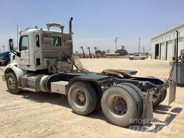 Peterbilt 567 Sadulveokid