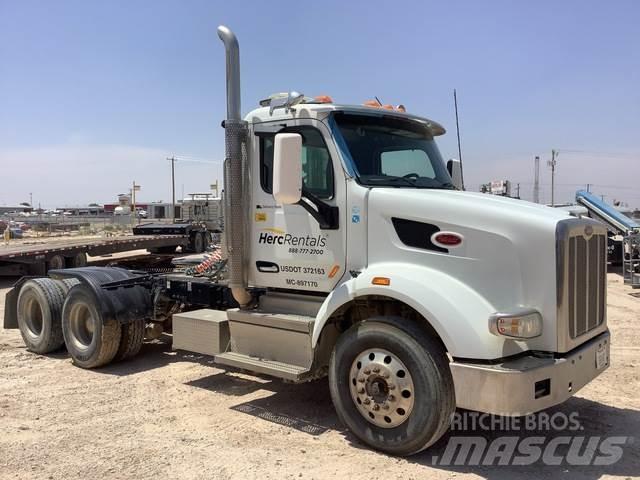 Peterbilt 567 Sadulveokid