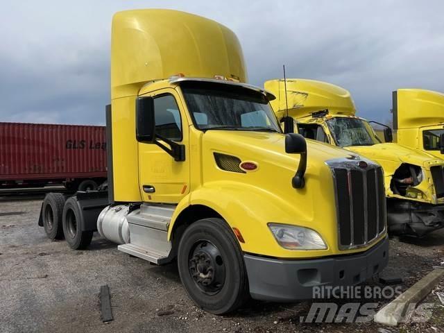Peterbilt 579 Sadulveokid
