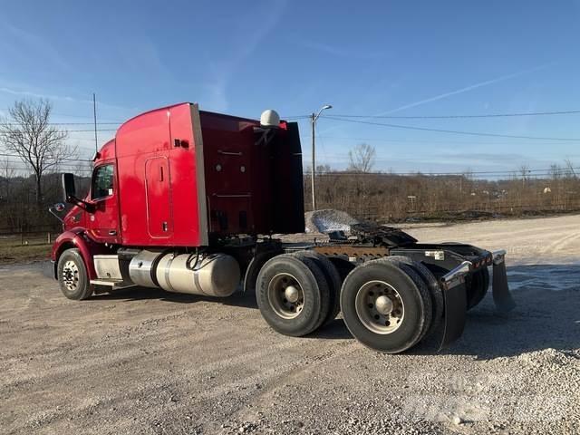 Peterbilt 579 Sadulveokid