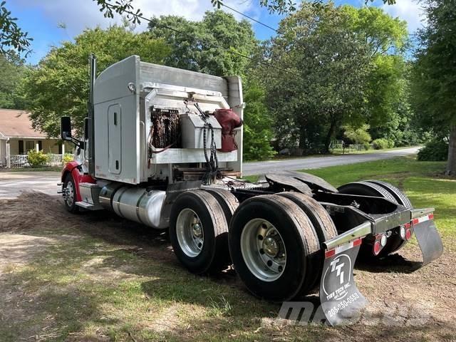 Peterbilt 579 Sadulveokid