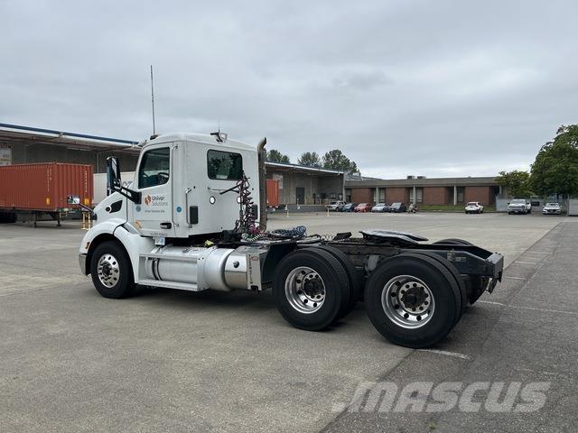 Peterbilt 579 Sadulveokid