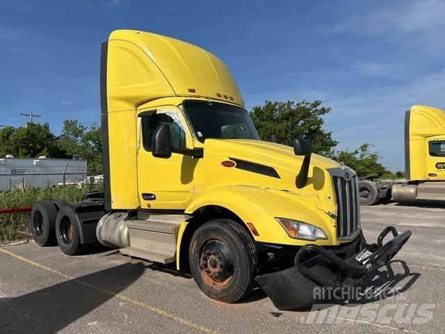 Peterbilt 579 Sadulveokid