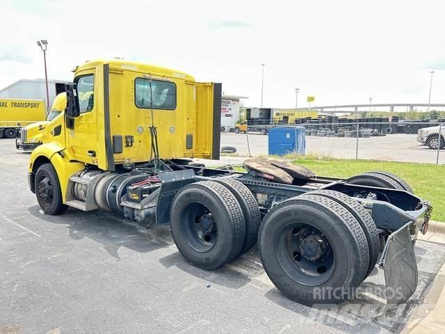 Peterbilt 579 Sadulveokid