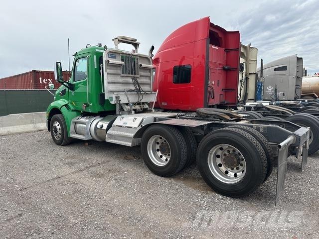 Peterbilt 579 Sadulveokid