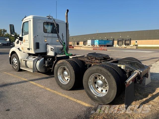 Peterbilt 579 Sadulveokid