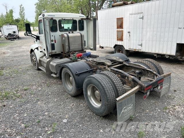 Peterbilt 579 Sadulveokid
