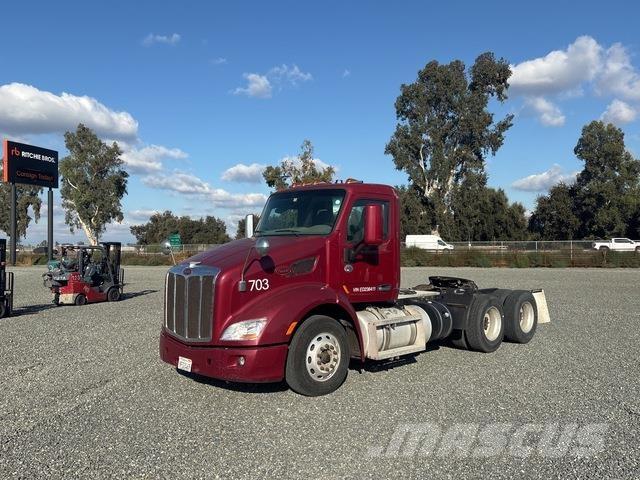 Peterbilt 579 Sadulveokid