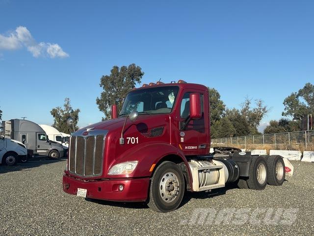 Peterbilt 579 Sadulveokid