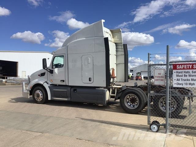 Peterbilt 579 Sadulveokid