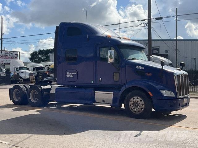 Peterbilt 587 Sadulveokid