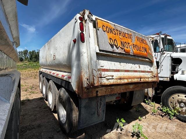 Pioneer  Kallur-haagised