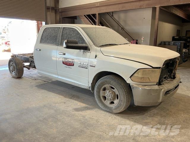 RAM 2500 Kabiinid