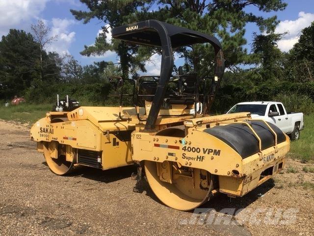 Sakai SW990 Tandemrullid