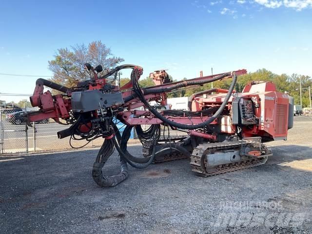 Sandvik DC700 Vertikaalsed puurmasinad