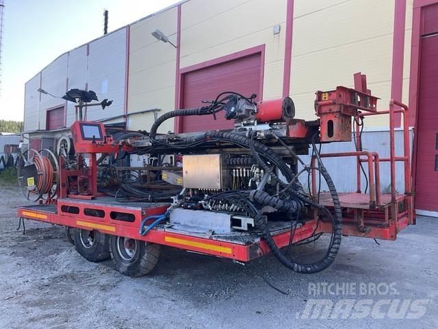 Sandvik DE140i Vertikaalsed puurmasinad