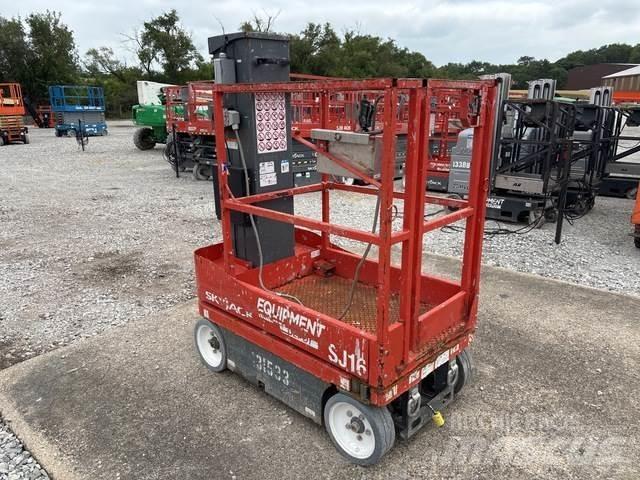 SkyJack SJ16 Vertikaalsed mast tõstukid