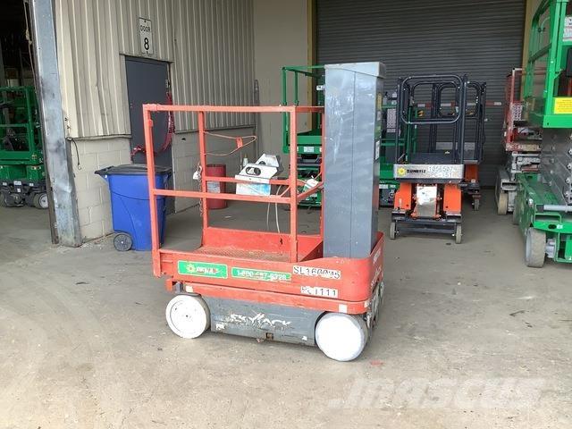 SkyJack SJ16 Vertikaalsed mast tõstukid