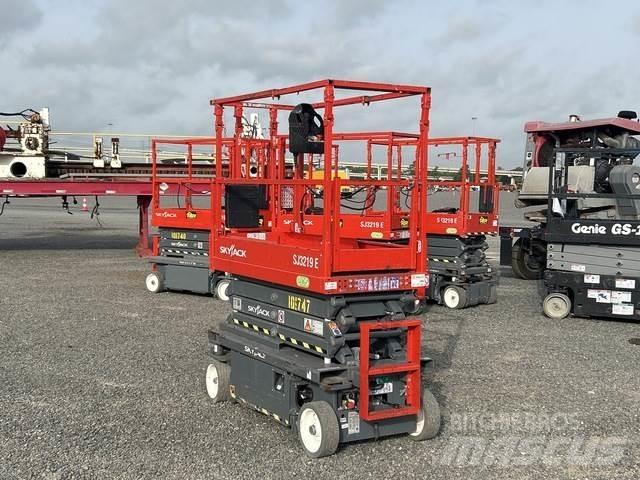SkyJack SJ3219 Käärtõstukid