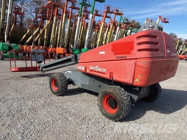 SkyJack SJ40T Teleskoop poomtõstukid