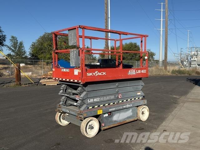 SkyJack SJ4632 Käärtõstukid