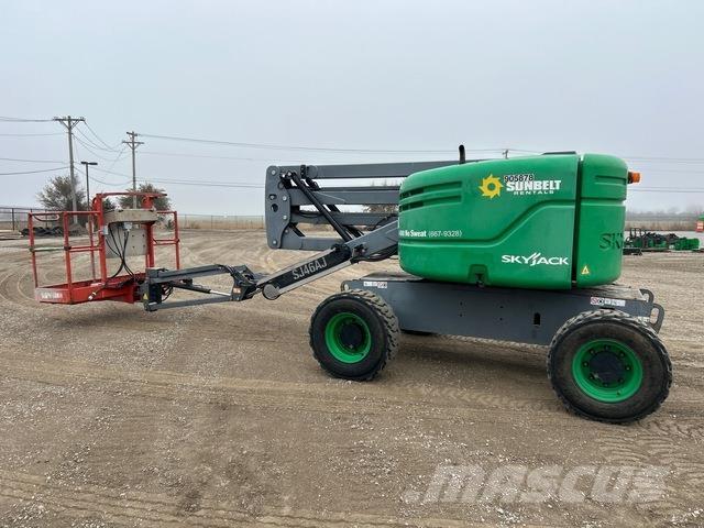 SkyJack SJ46AJ Iseliikuvad poomtõstukid