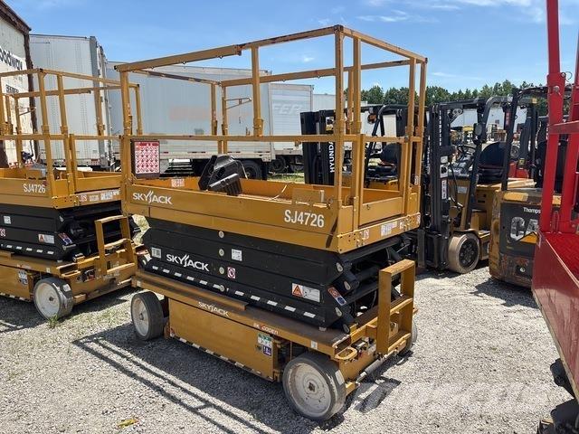 SkyJack SJ4726 Käärtõstukid