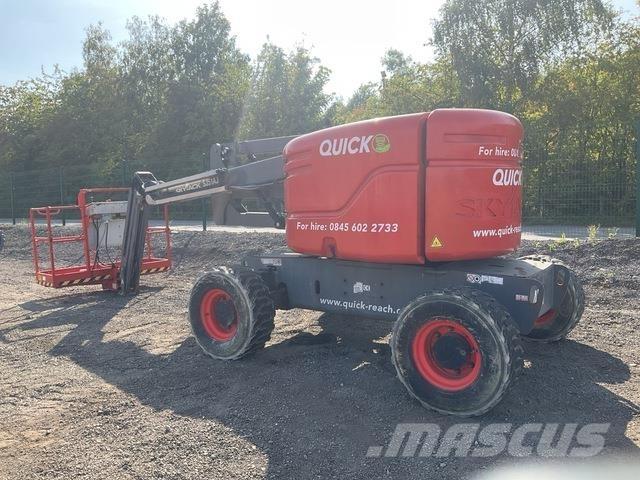 SkyJack SJ51AJ Iseliikuvad poomtõstukid