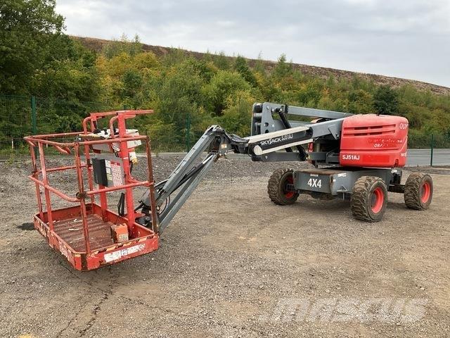 SkyJack SJ51AJ Iseliikuvad poomtõstukid
